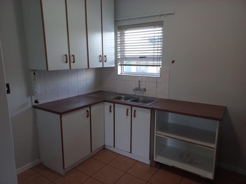 2 Bedroom Property for Sale in Bellville Western Cape